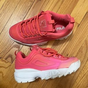 Fila disruptor sneaker. Worn twice !! Perfect condition